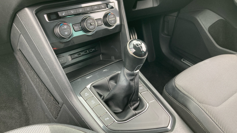 Volkswagen Tiguan 2.0 TDi 150 R-Line 5dr Diesel Estate